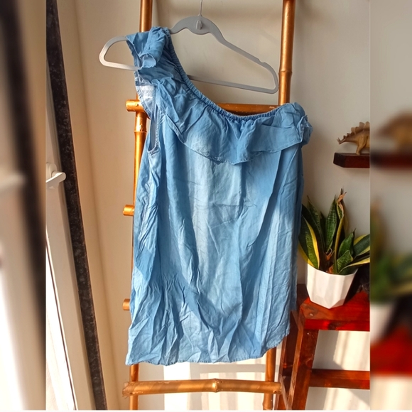 Tops - ❤️❤️❤️ One Shoulder Soft Light Denim Top